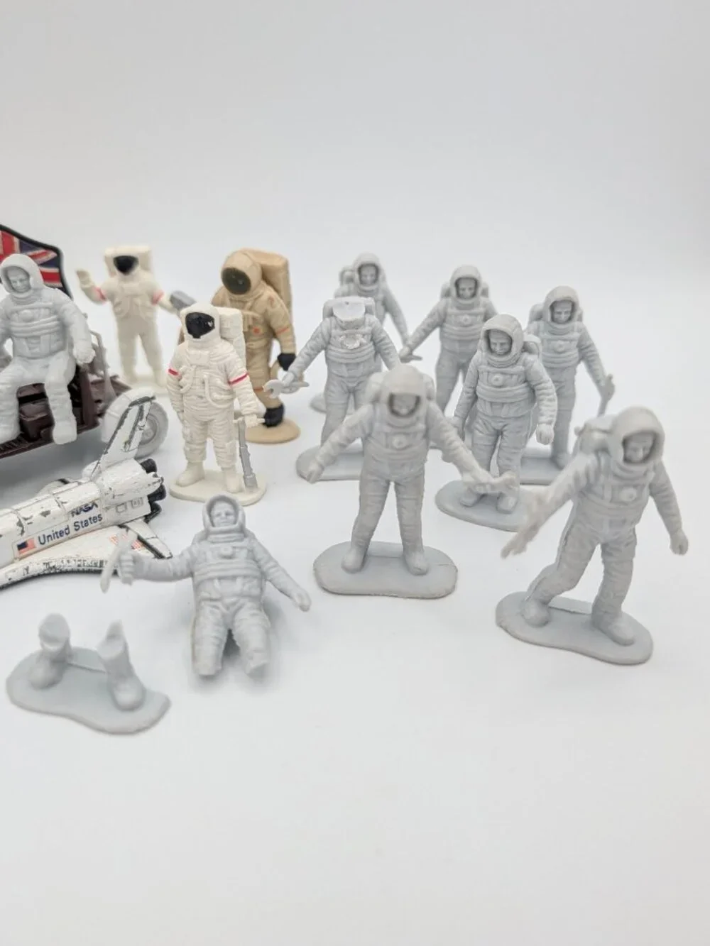 Vintage Astronaut Figures Space Shuttle Moon Rover Toy Soldiers Miniature Lot